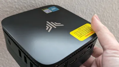 Un "NiPoGi AK1 Pro", un PC muy barato